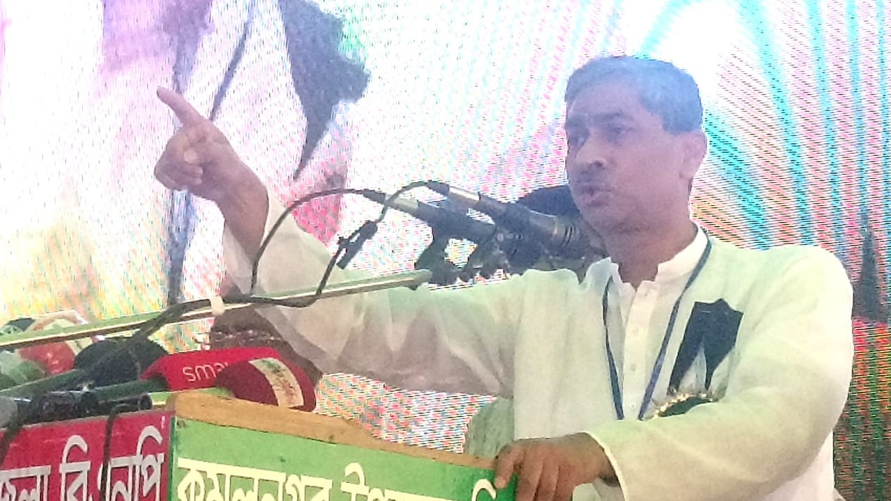 জনগণের সমর্থন নিয়ে বিএনপির নেতৃত্বে দেশ পরিচালনার প্ল্যান করছেন তারেক রহমান: এ্যানি